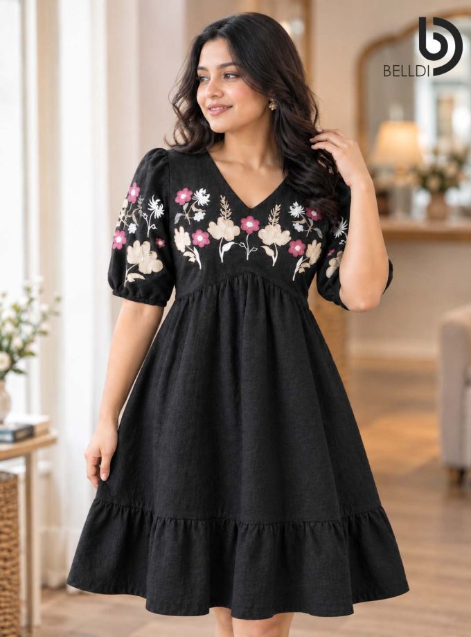 FLORAL EMBROIDERED SHORT FROCK