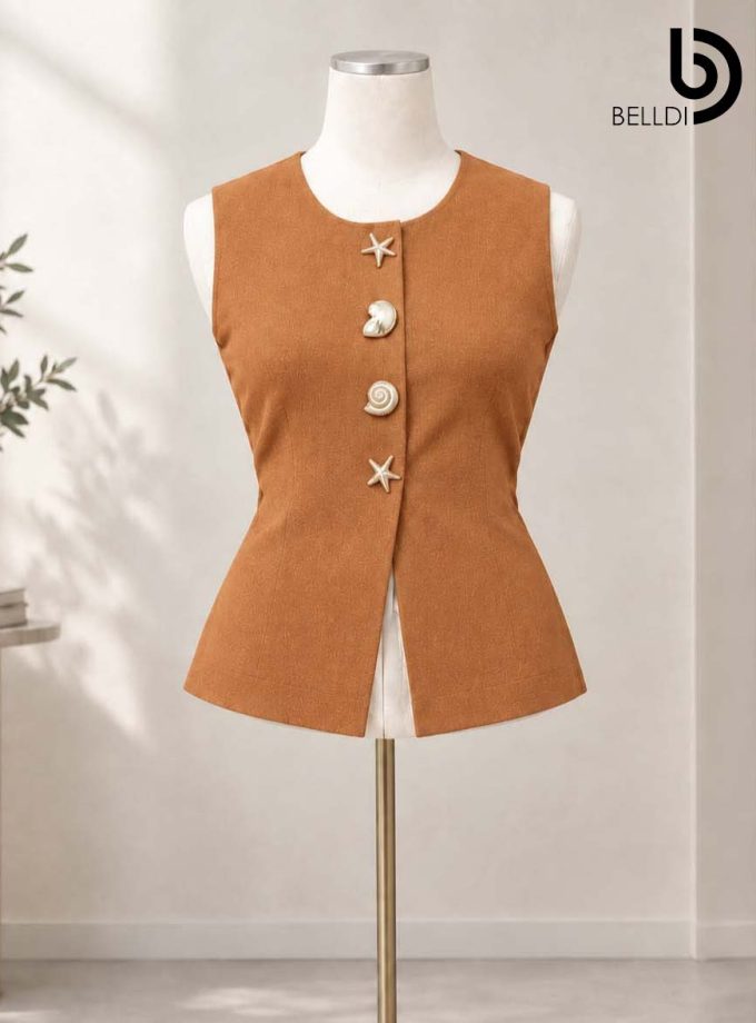 SLEEVELESS BUTTON FRONT TOP