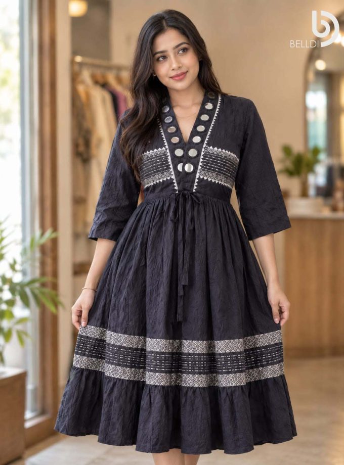 BLACK & WHITE PRINTED SHORT FROCK