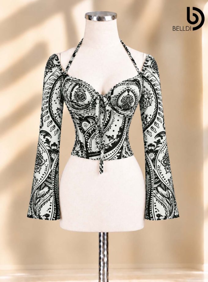 PAISLEY PRINT SWEETHEART NECK LONG SLEEVE CROP TOP